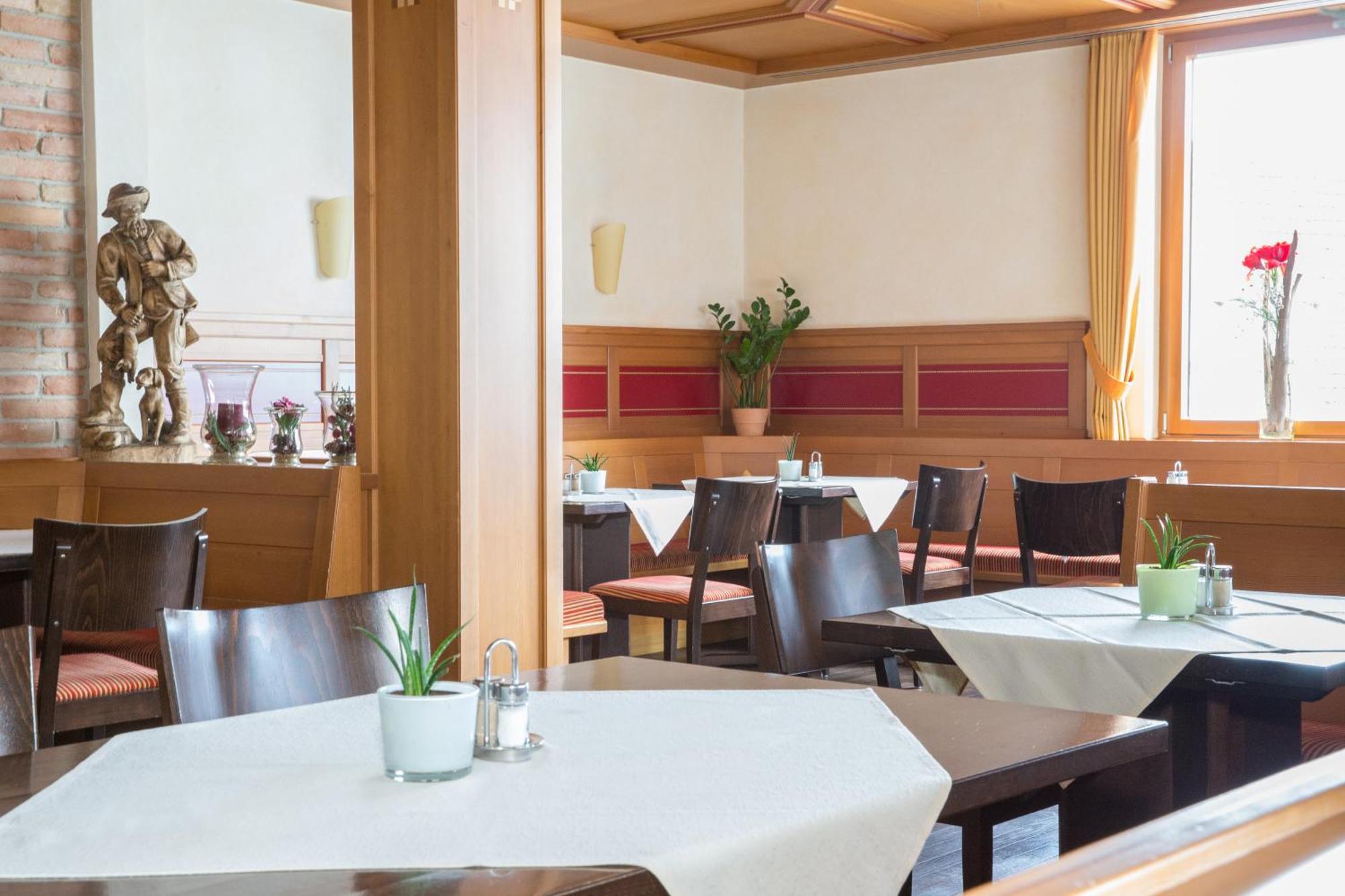 Hotel Jaegerhaus Meckenbeuren Buitenkant foto